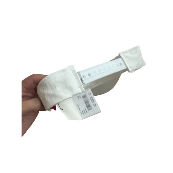 VUORI Women's White Snapback Tennis Visor NEW NWT - Picture 2 of 7